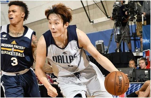 NBA热身赛直播，热血篮球的魅力展现时刻