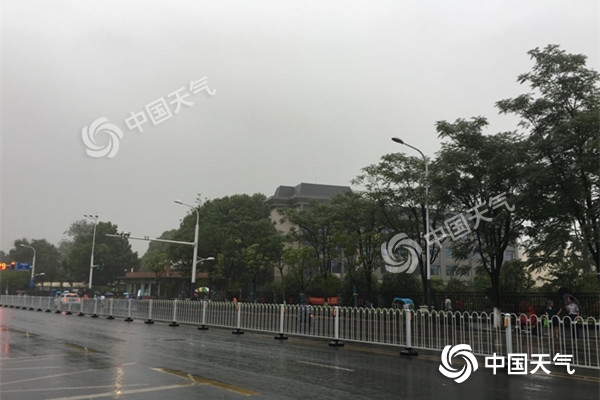 南京最新小雨动态